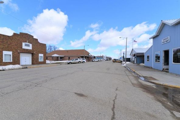 Toronto Café and Lounge: 485 Main Ave, Toronto, SD 57268